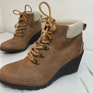 Sperry Women's Wedged Leather Ankle Boots Lace Up Comfort Sz 8M Celeste Bliss